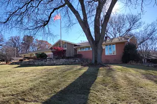 4910 Kilburn Ave, Rockford, IL 61101 - Photo 5