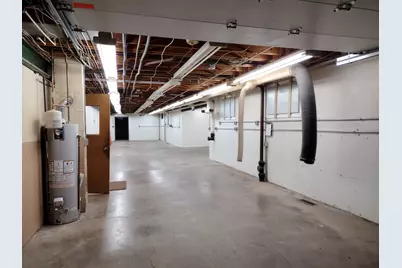 4910 Kilburn Avenue, Rockford, IL 61101 - Photo 51