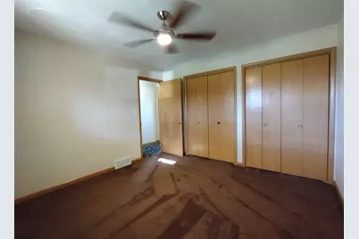 4910 Kilburn Avenue, Rockford, IL 61101 - Photo 41