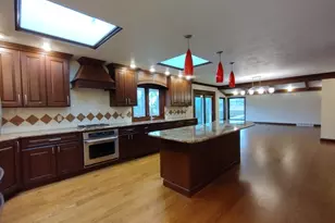 4910 Kilburn Ave, Rockford, IL 61101 - Photo 33