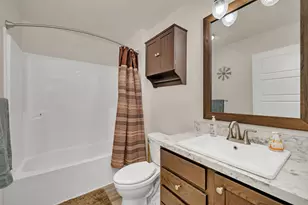 22405 S Cedar Dr, Channahon, IL 60410 - Photo 25