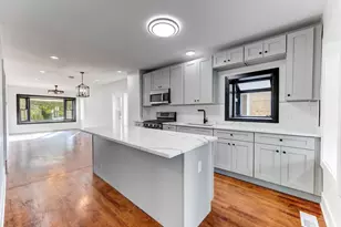 2508 Kenilworth Ave, Berwyn, IL 60402 - Photo 5