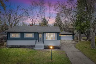 9N621 Flora Dr, Elgin, IL 60123 - Photo 29