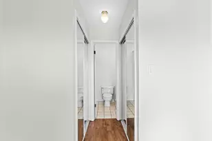 5880 Rembrandt Ct, Hanover Park, IL 60133 - Photo 9