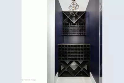 2107 W Bradley Place, Chicago, IL 60618 - Photo 57