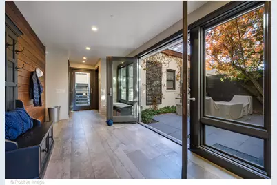 2107 W Bradley Place, Chicago, IL 60618 - Photo 27