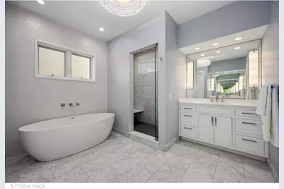 2107 W Bradley Place, Chicago, IL 60618 - Photo 37