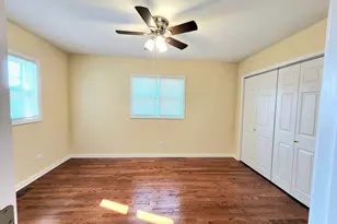 9720 S Princeton St, Chicago, IL 60628 - Photo 11