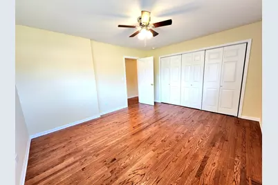 9720 S Princeton Street, Chicago, IL 60628 - Photo 9