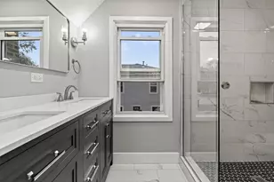 2049 N Hawthorne Ave, Melrose Park, IL 60164 - Photo 27