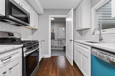 2049 N Hawthorne Avenue, Melrose Park, IL 60164 - Photo 13