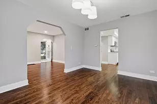 2049 N Hawthorne Ave, Melrose Park, IL 60164 - Photo 9