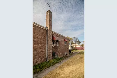334 W 101st Place, Chicago, IL 60628 - Photo 3
