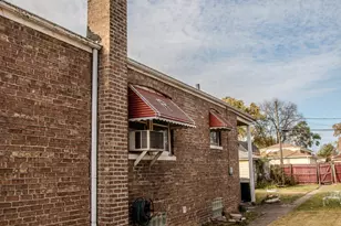 334 W 101st Pl, Chicago, IL 60628 - Photo 3