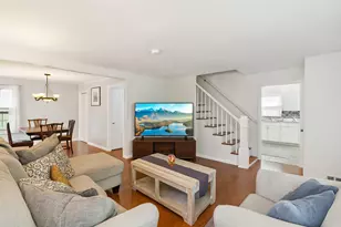 2321 Lee St, Evanston, IL 60202 - Photo 3