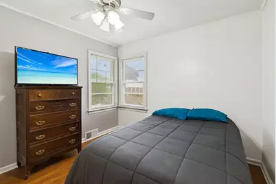 2321 Lee Street, Evanston, IL 60202 - Photo 13