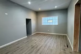 4915 W 30th St, Cicero, IL 60804 - Photo 3