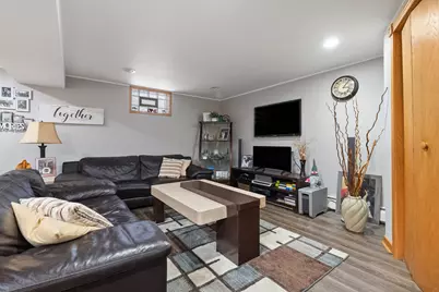 8232 S Ferdinand Avenue, Bridgeview, IL 60455 - Photo 15