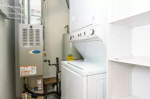 621 W Natalie Ln, Addison, IL 60101 - Photo 7