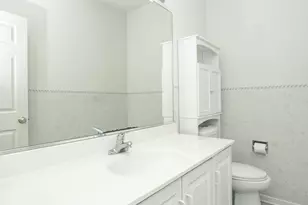 621 W Natalie Ln, Addison, IL 60101 - Photo 9