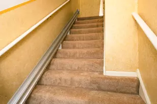 621 W Natalie Ln, Addison, IL 60101 - Photo 3