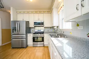 621 W Natalie Ln, Addison, IL 60101 - Photo 5