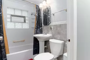 211 Ash St, Park Forest, IL 60466 - Photo 7