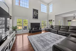 1103 Championship Dr, Elgin, IL 60124 - Photo 9