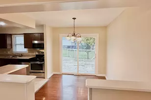 16109 Prairie Ave, South Holland, IL 60473 - Photo 5