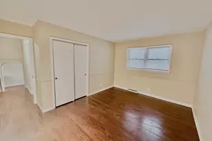 16109 Prairie Ave, South Holland, IL 60473 - Photo 7