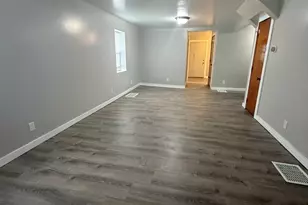 729 Vine St, Lockport, IL 60441 - Photo 5