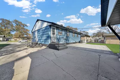 19 Mohawk Drive, Thornton, IL 60476 - Photo 3