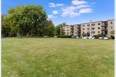 7211 Wolf Road #301A, Indian Head Park, IL 60525 - Photo 21