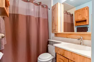 7211 Wolf Rd, Indian Head Park, IL 60525 - Photo 13