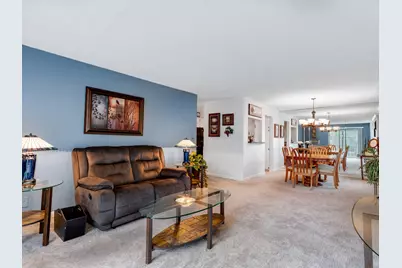 7211 Wolf Road #301A, Indian Head Park, IL 60525 - Photo 5