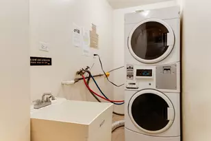 7211 Wolf Rd, Indian Head Park, IL 60525 - Photo 17