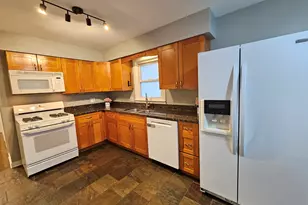 311 Maple Ave, Downers Grove, IL 60515 - Photo 9