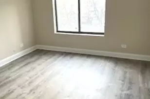 2050 Valencia Dr, Northbrook, IL 60062 - Photo 11