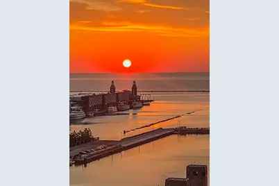 363 E Wacker Drive #1402, Chicago, IL 60601 - Photo 17