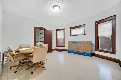 511 E 3rd Avenue, Joliet, IL 60433 - Photo 19