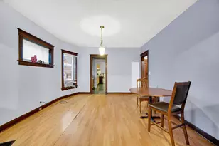 511 E 3rd Ave, Joliet, IL 60433 - Photo 7