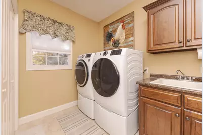 2805 Stevenson Drive, Bloomington, IL 61704 - Photo 19