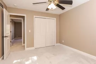 2805 Stevenson Dr, Bloomington, IL 61704 - Photo 35