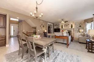 2805 Stevenson Dr, Bloomington, IL 61704 - Photo 15