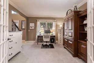 2805 Stevenson Dr, Bloomington, IL 61704 - Photo 11