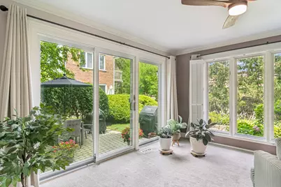 1653 N Belmont Court, Arlington Heights, IL 60004 - Photo 11