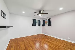 911 S Longview Rd, Monticello, IL 61856 - Photo 17