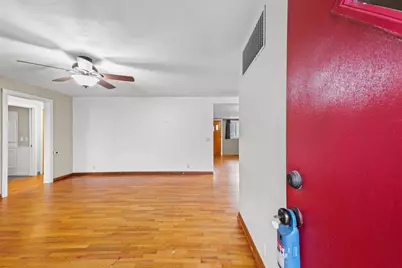 911 S Longview Road, Monticello, IL 61856 - Photo 5