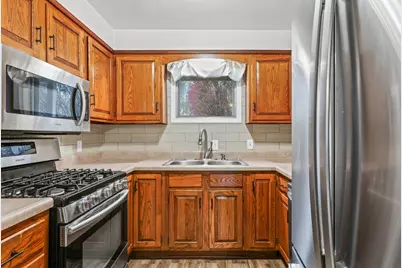 911 S Longview Road, Monticello, IL 61856 - Photo 11