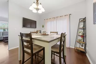 210 Nicole Dr, South Elgin, IL 60177 - Photo 11